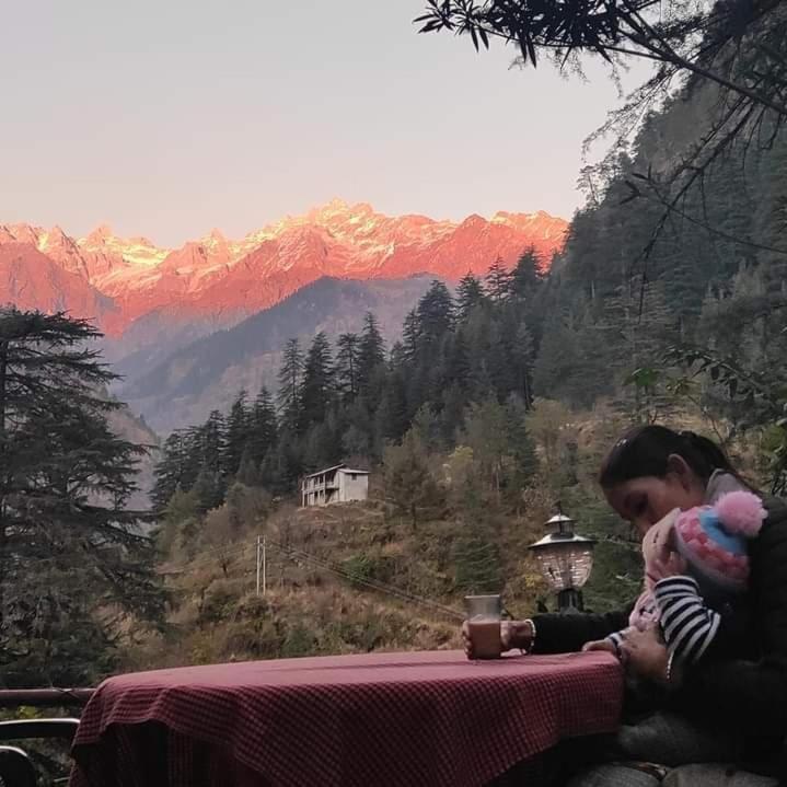 Hotel Deep Forest Kasol Exterior foto